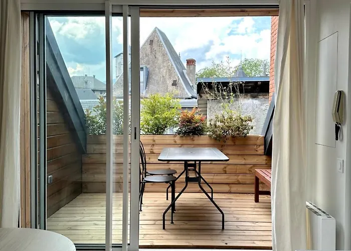 Ecrin De Calme Avec Terrasse